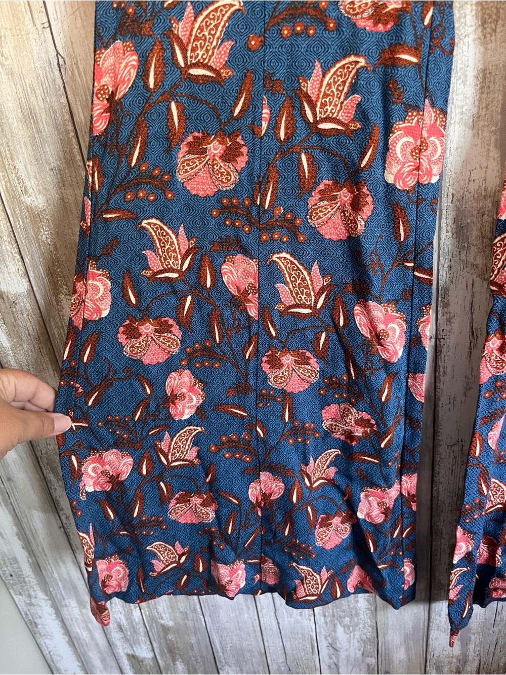 Anthropologie Drapey Floral Flare Bell Bottom Pants Blue Size 0 NWT - Picture 3 of 7